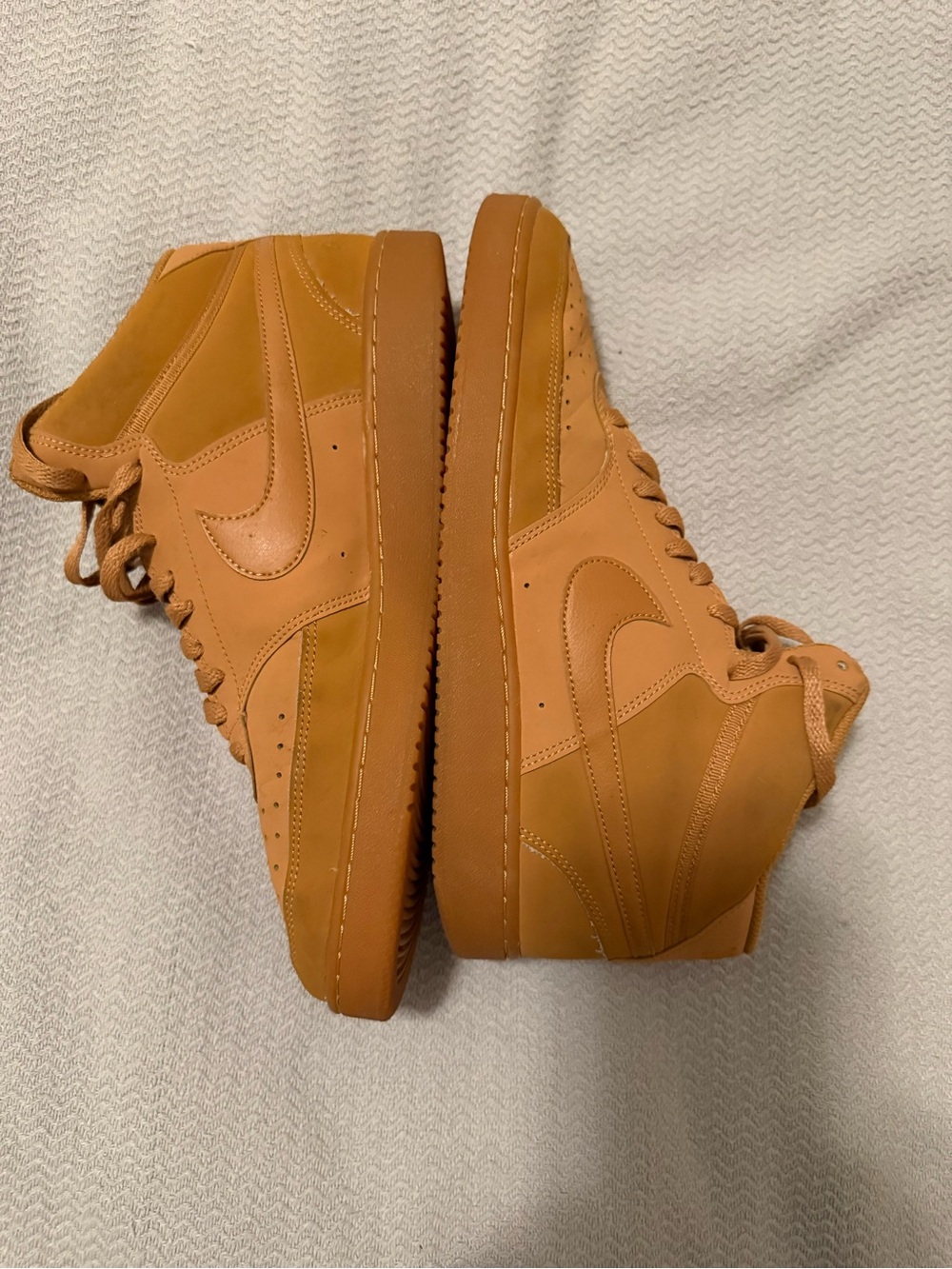 Nike High-Top Court Vision Mid “Flax Twine” Winter Wheat/Gum men’s size 10